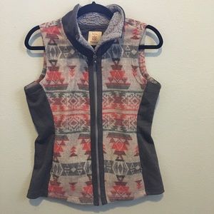 Royal Robbins vest gray w Aztec print M